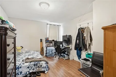 17 Ledge Street Providence RI 02904