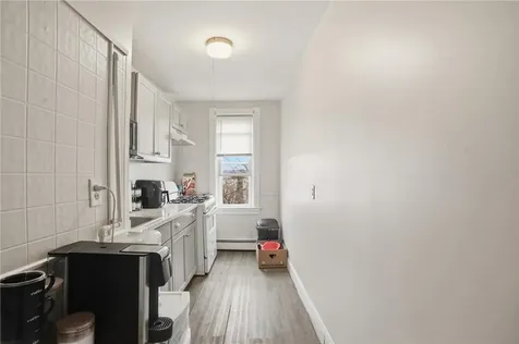 17 Ledge Street Providence RI 02904