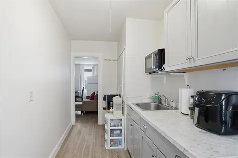 17 Ledge Street Providence RI 02904