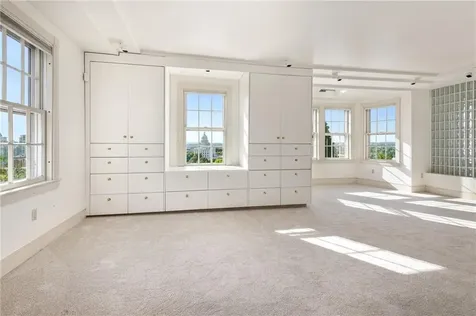 98 Congdon Street Providence RI 02906