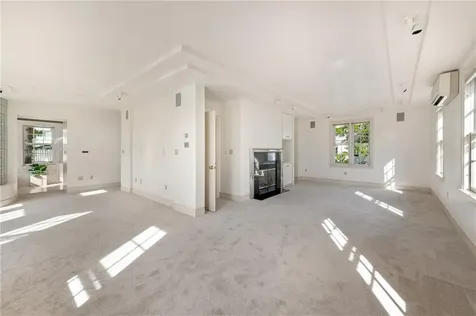 98 Congdon Street Providence RI 02906