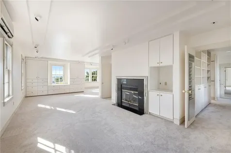 98 Congdon Street Providence RI 02906