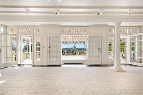 98 Congdon Street Providence RI 02906