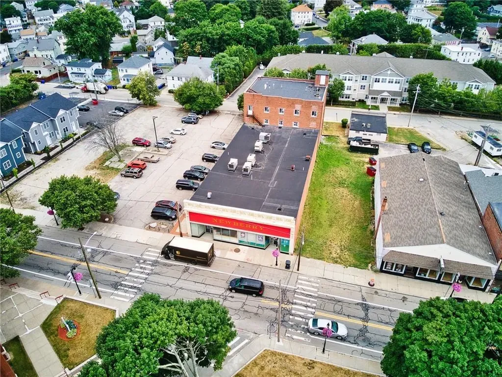 37 Washington Street West Warwick RI 02893