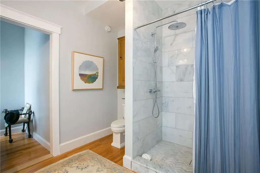 12 Poplar Street Newport RI 02840