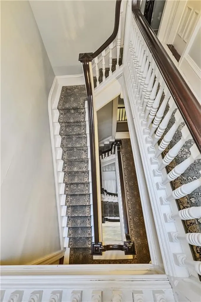 453 Angell Street Providence RI 02906