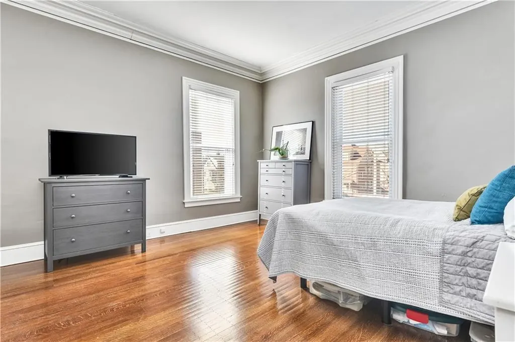 453 Angell Street Providence RI 02906