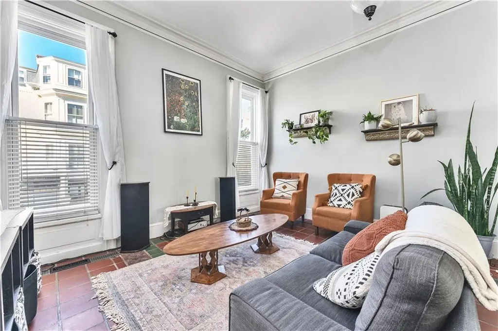 453 Angell Street Providence RI 02906