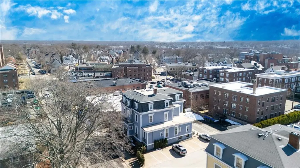 453 Angell Street Providence RI 02906