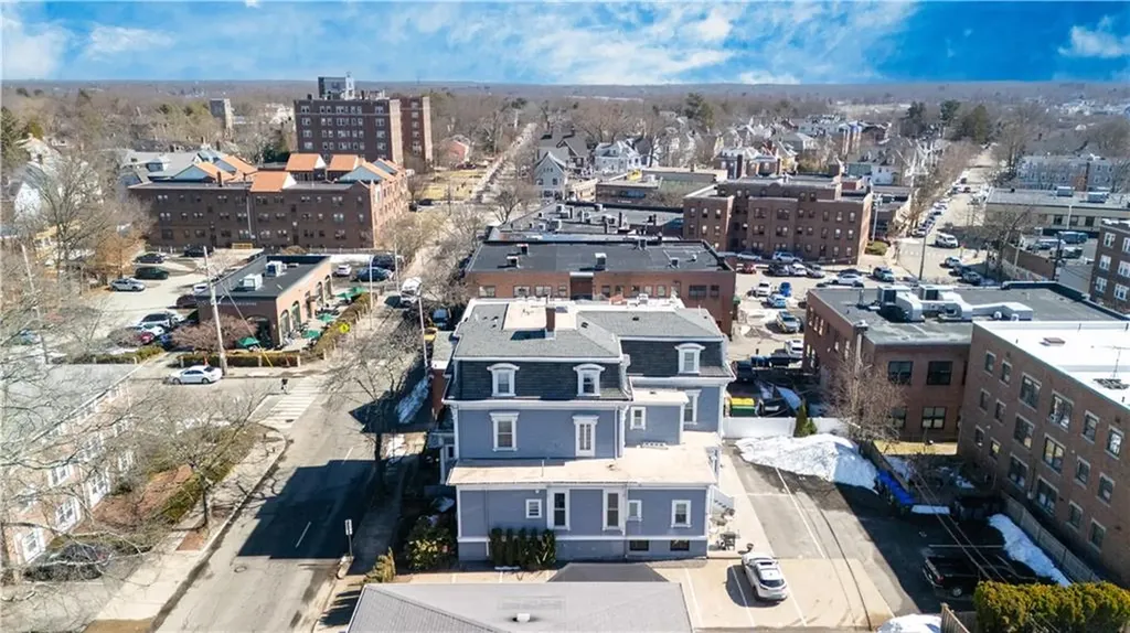 453 Angell Street Providence RI 02906
