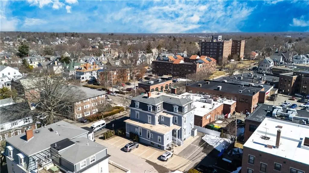 453 Angell Street Providence RI 02906