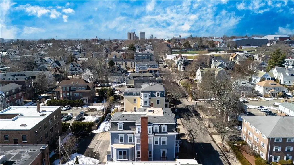 453 Angell Street Providence RI 02906