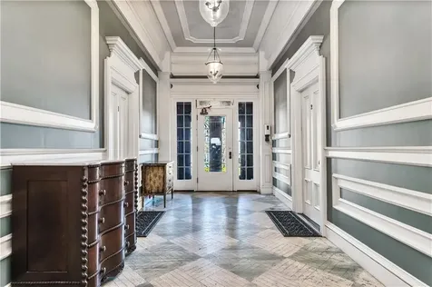 453 Angell Street Providence RI 02906