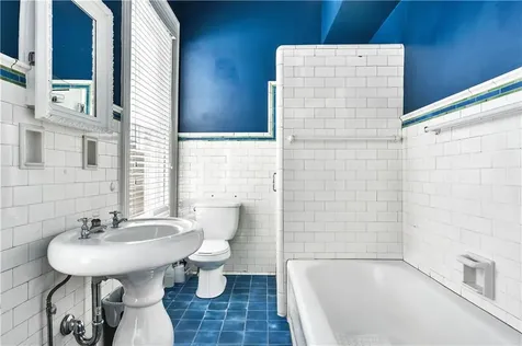 453 Angell Street Providence RI 02906