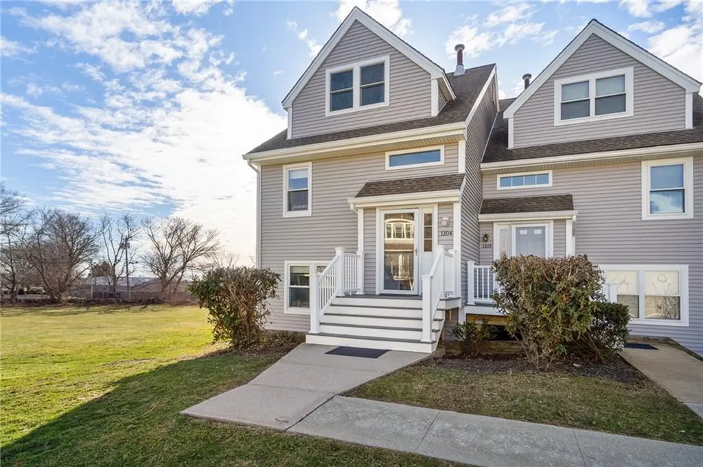 1304 Fairway Drive Middletown RI 02842