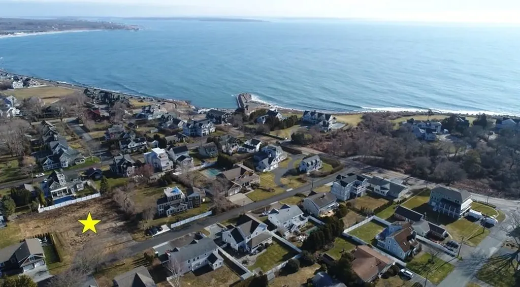 27 Westmoreland Street Narragansett RI 02882