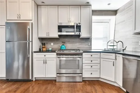 453 Angell Street Providence RI 02906