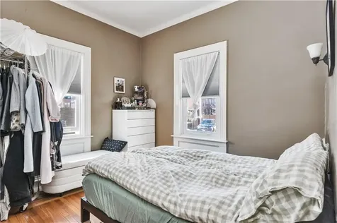 453 Angell Street Providence RI 02906