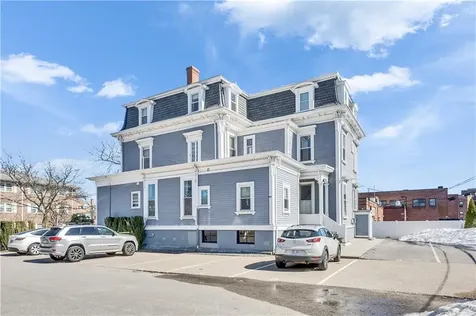 453 Angell Street Providence RI 02906