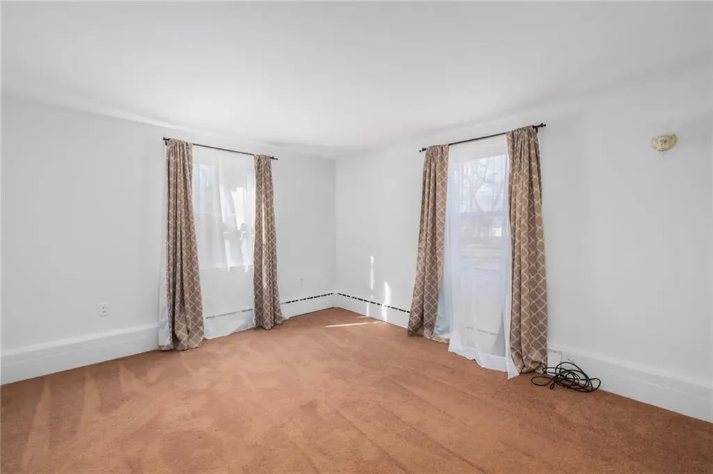 61 High View Drive Cranston RI 02921