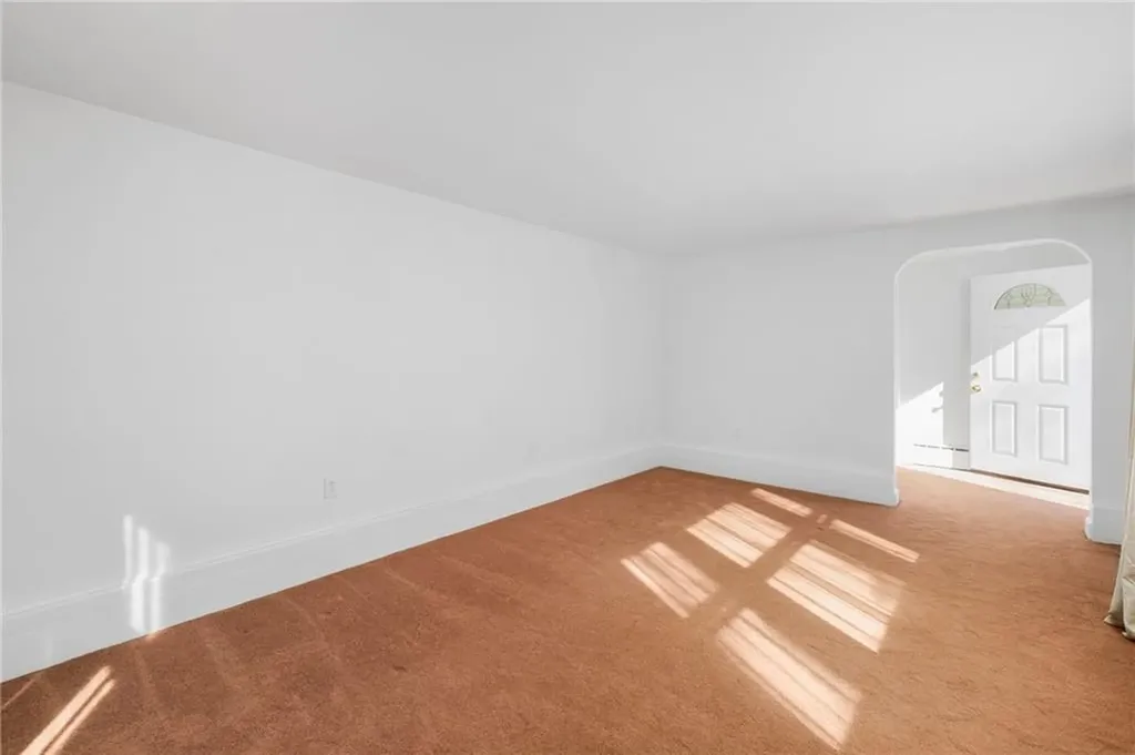 61 High View Drive Cranston RI 02921