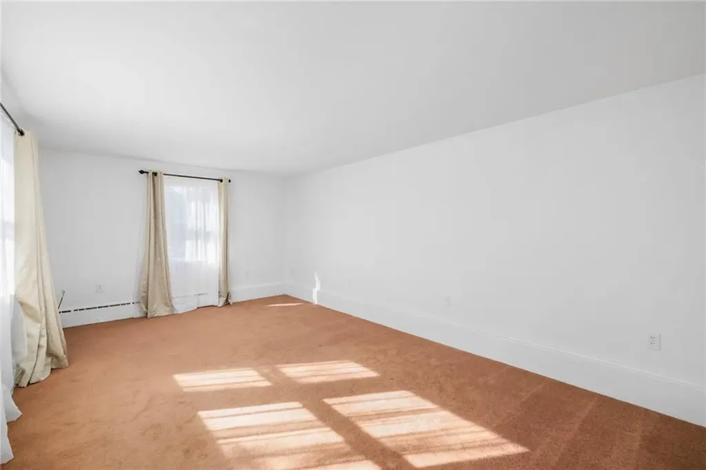 61 High View Drive Cranston RI 02921