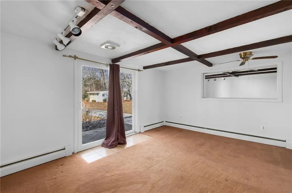 61 High View Drive Cranston RI 02921