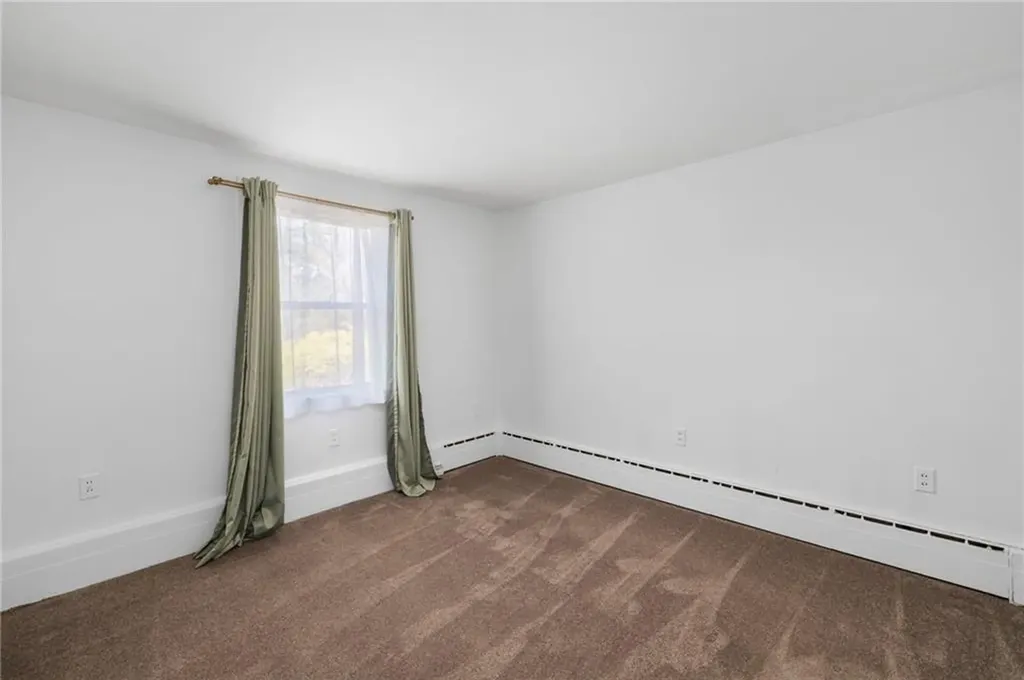 61 High View Drive Cranston RI 02921