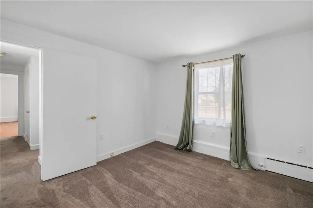 61 High View Drive Cranston RI 02921