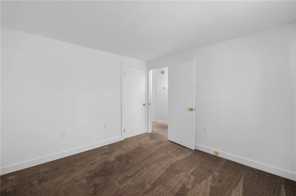 61 High View Drive Cranston RI 02921