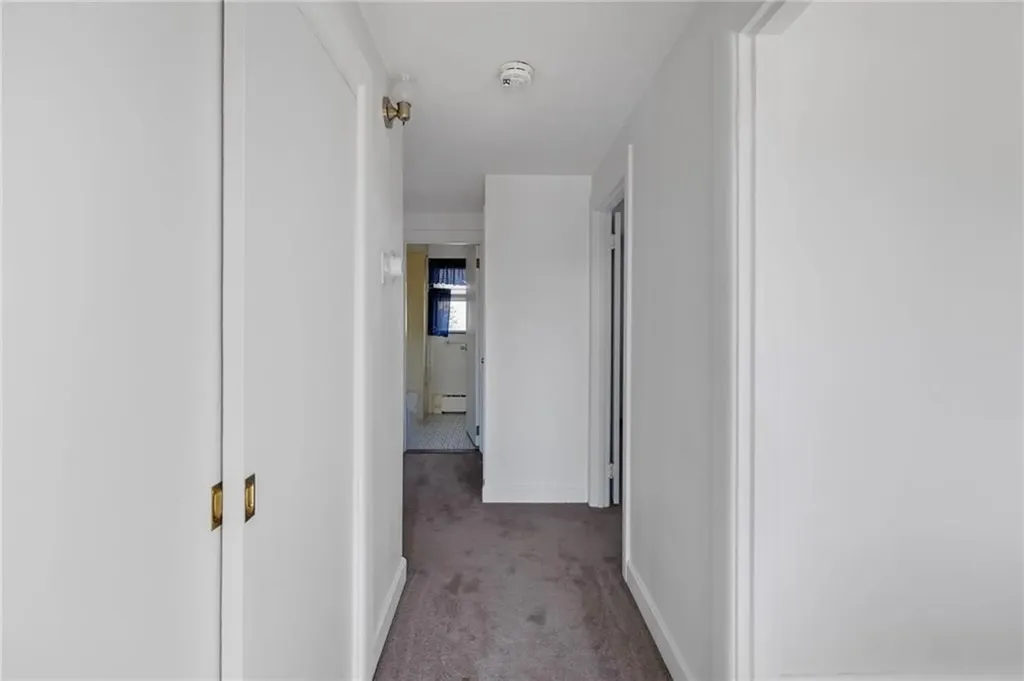 61 High View Drive Cranston RI 02921