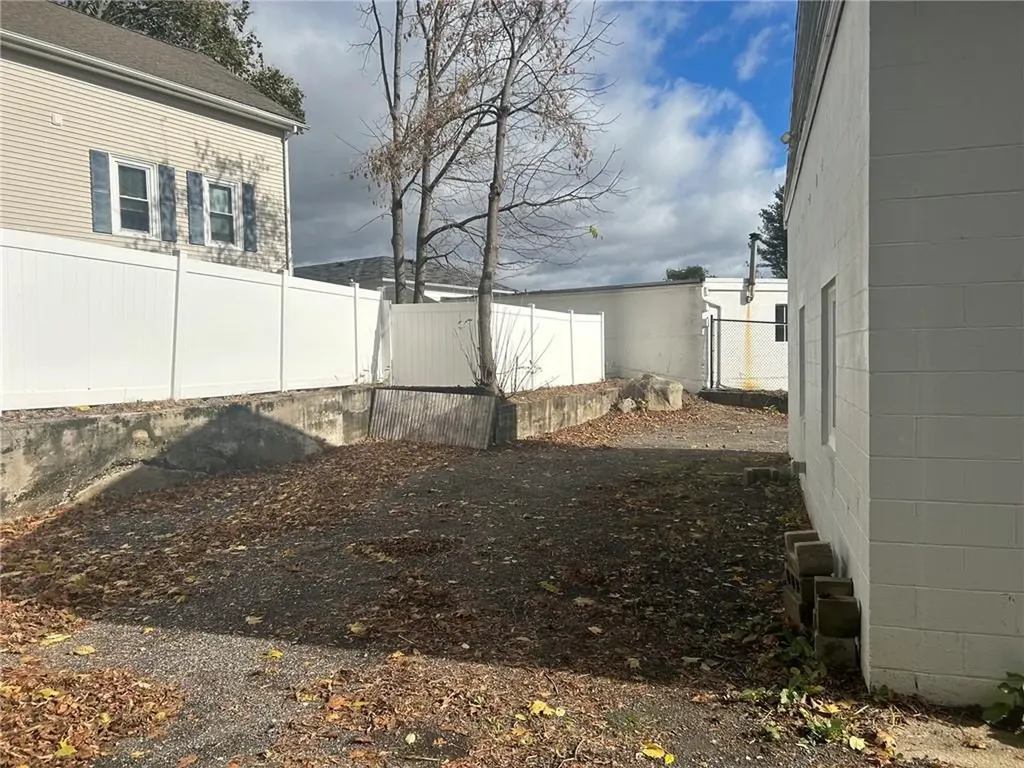 377 Washington Street West Warwick RI 02893