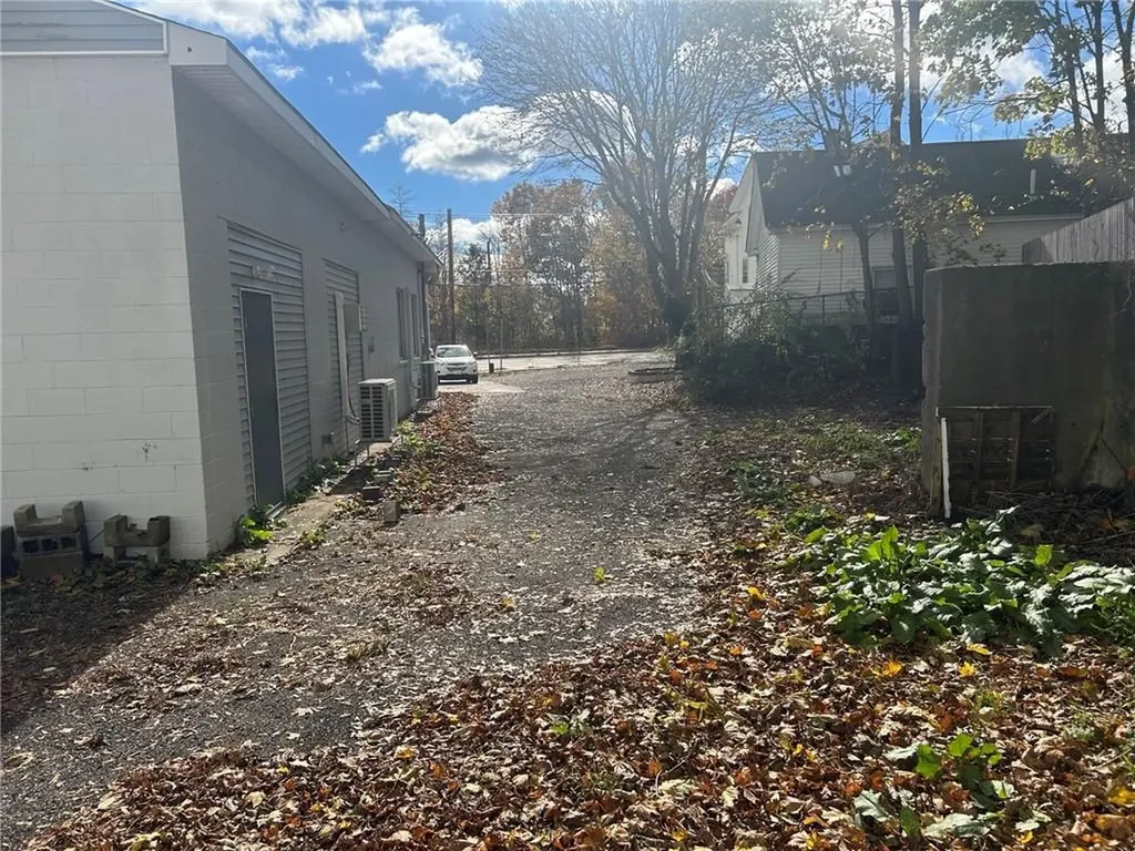 377 Washington Street West Warwick RI 02893