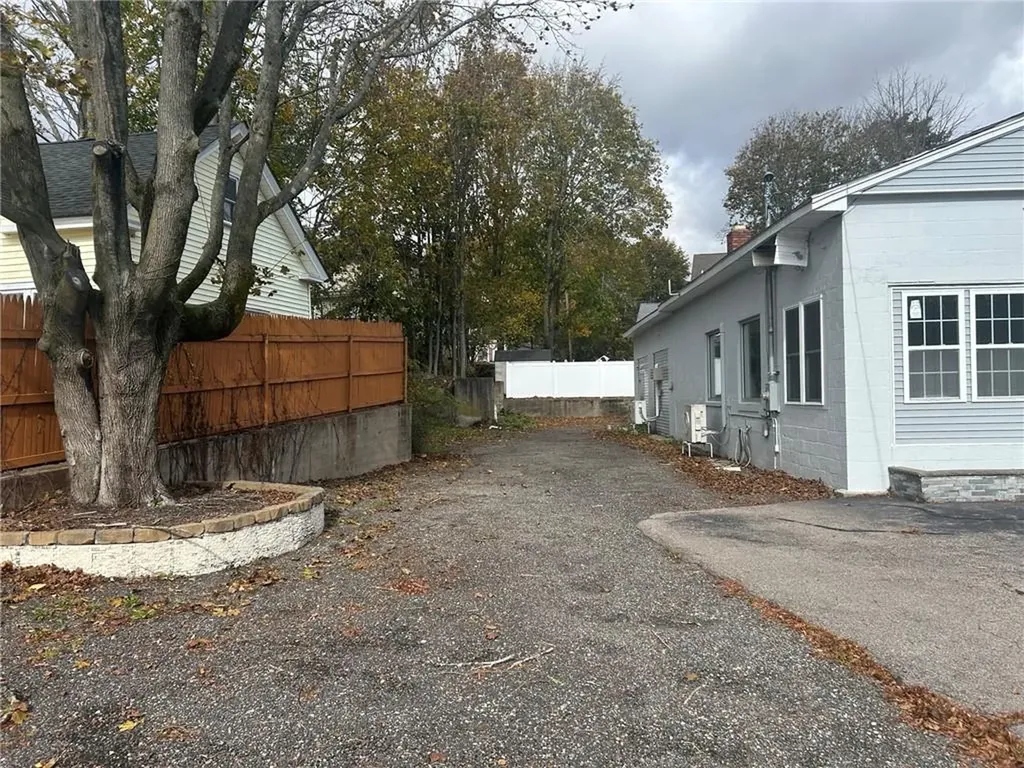 377 Washington Street West Warwick RI 02893