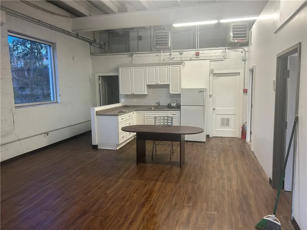 377 Washington Street West Warwick RI 02893