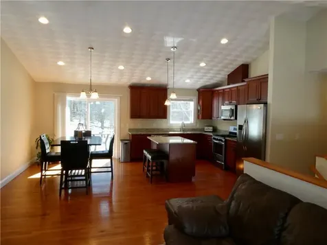 6 Heywood Lane Johnston RI 02919