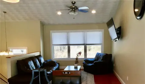 6 Heywood Lane Johnston RI 02919