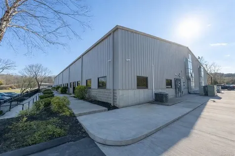 13 West Parkway Plainfield CT 06374