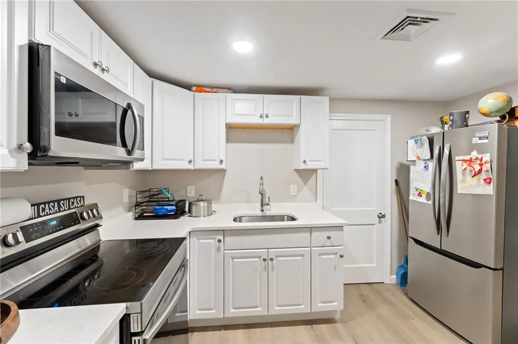 133 Cottage Street Pawtucket RI 02860