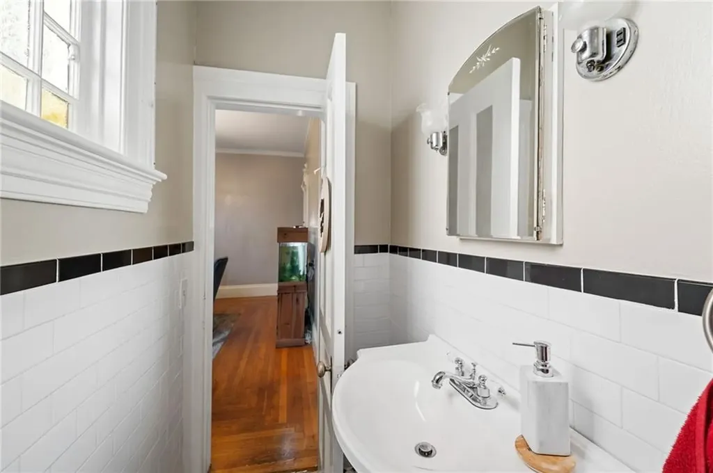 133 Cottage Street Pawtucket RI 02860