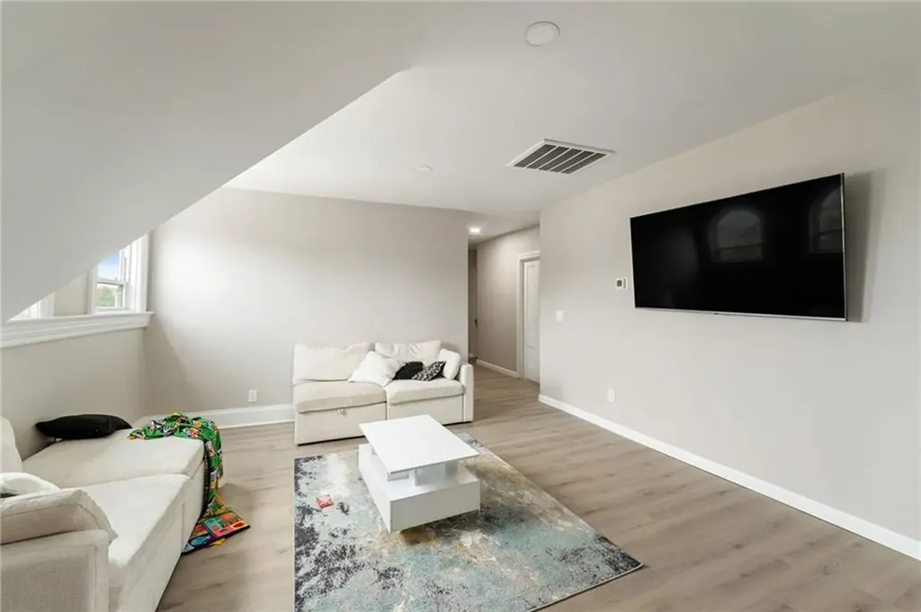 133 Cottage Street Pawtucket RI 02860