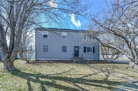 25 Watson Drive Portsmouth RI 02871