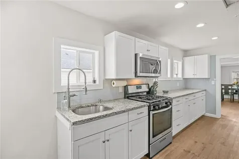 115 Samuel Gorton Avenue Warwick RI 02889