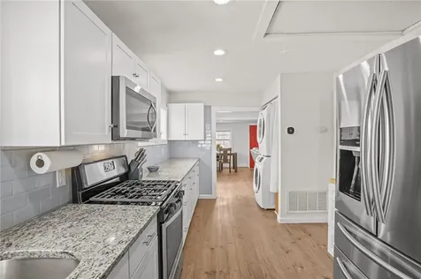 115 Samuel Gorton Avenue Warwick RI 02889