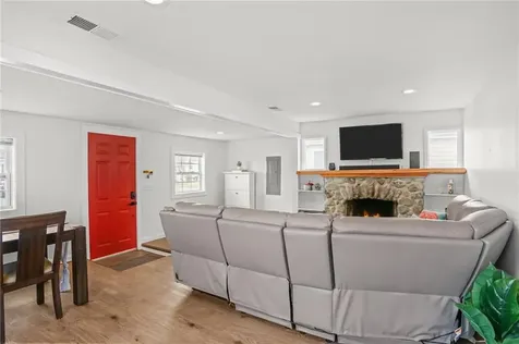 115 Samuel Gorton Avenue Warwick RI 02889