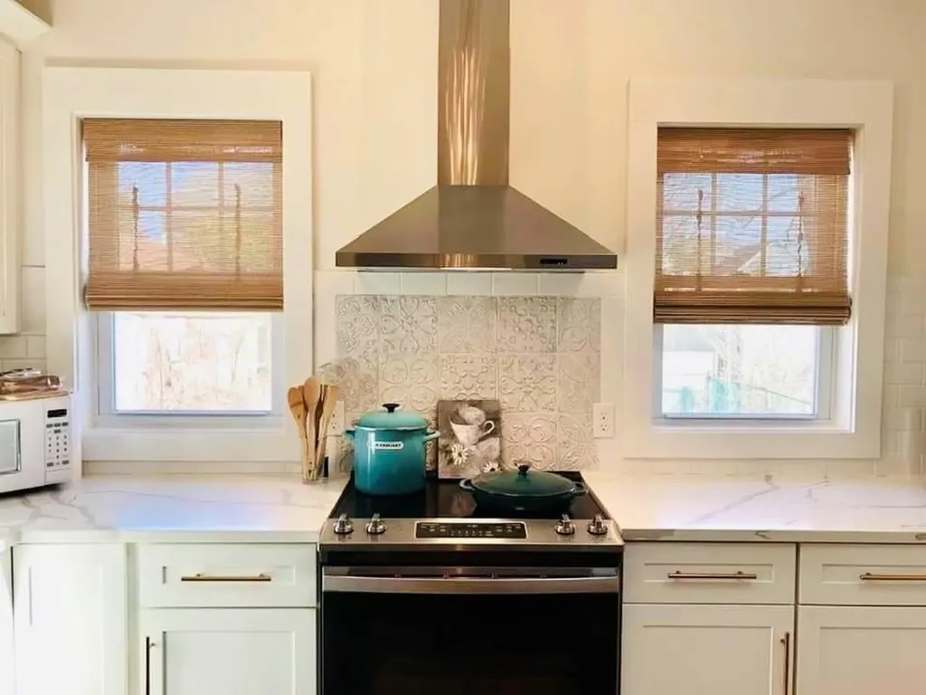 32 East Bowery Street Newport RI 02840