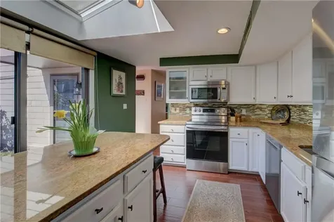 35 Seabreeze Lane Bristol RI 02809