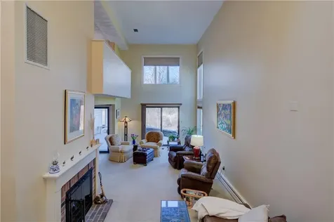 35 Seabreeze Lane Bristol RI 02809