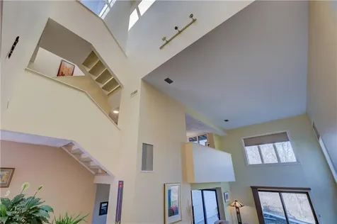 35 Seabreeze Lane Bristol RI 02809