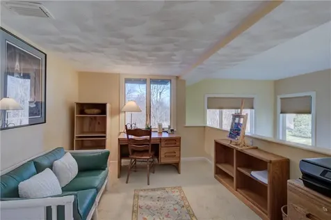 35 Seabreeze Lane Bristol RI 02809